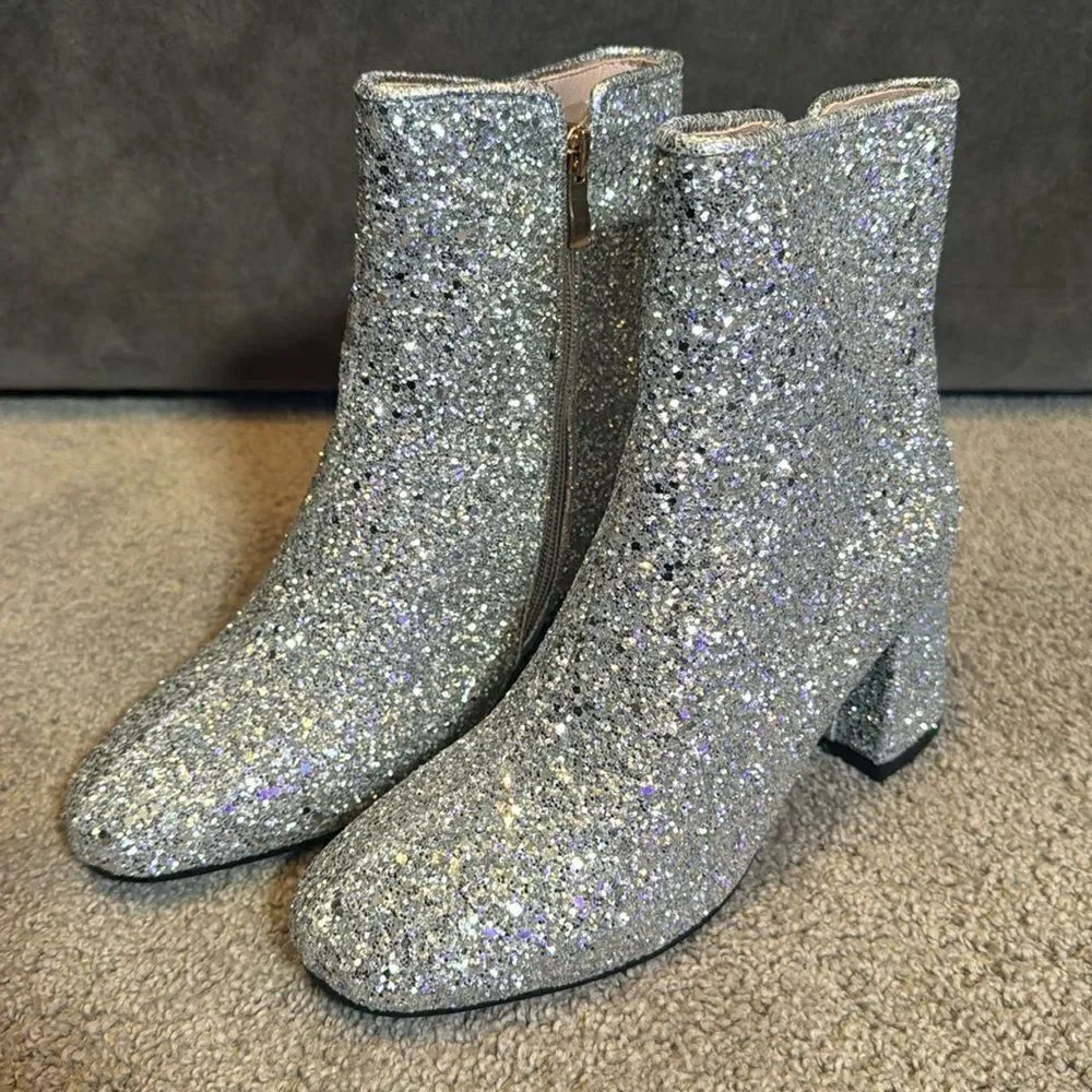 Women’s Silver Glitter Covered Chunky Heeled Party Boots Zipper Size 6.5 NEW